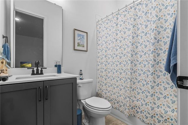 7076 Cottage Grove Drive, Flowery Branch, GA 30542