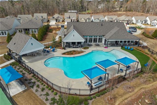 7076 Cottage Grove Drive, Flowery Branch, GA 30542