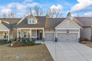 7076 Cottage Grove Drive, Flowery Branch, GA 30542