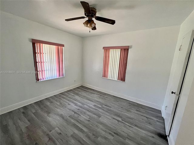 1801 NW 88th St 0, Miami, FL 33147
