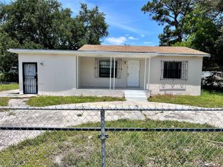1801 NW 88th St 0, Miami, FL 33147