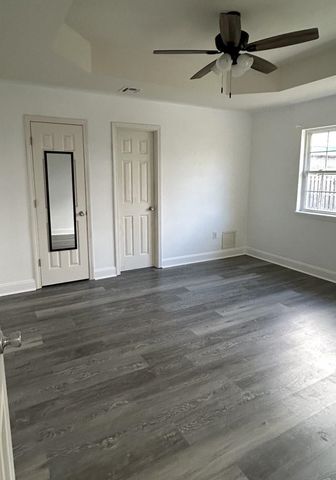 215 Melanie Ln, Gray, LA 70359