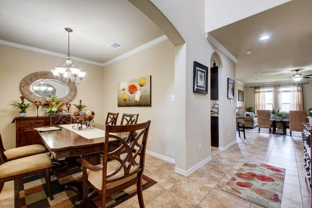 2004 Autumn Run LN, Round Rock, TX 78665