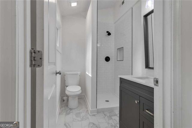 2484 Ortega Way, Atlanta, GA 30341