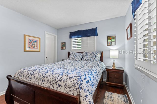 45 Folly Field Rd Apt 17F, Hilton Head Island, SC 29928