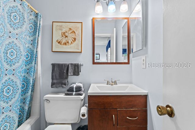45 Folly Field Rd Apt 17F, Hilton Head Island, SC 29928