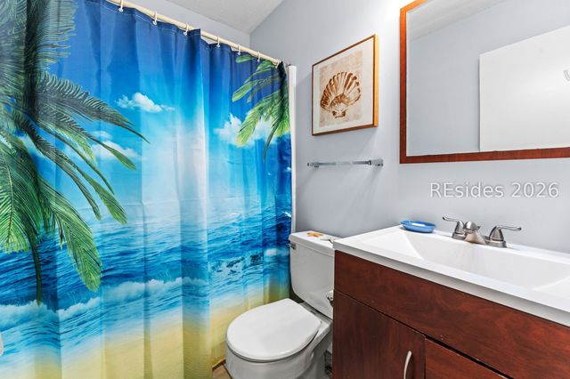 45 Folly Field Rd Apt 17F, Hilton Head Island, SC 29928