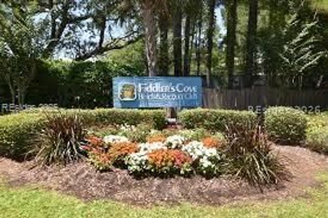 45 Folly Field Rd Apt 17F, Hilton Head Island, SC 29928