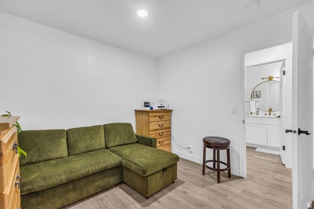 1860 W 7225 S, West Jordan, UT 84084