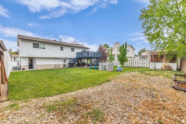 1860 W 7225 S, West Jordan, UT 84084