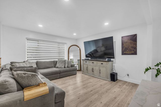 1860 W 7225 S, West Jordan, UT 84084