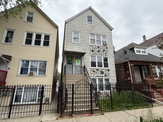 4815 S WINCHESTER Avenue, Chicago, IL 60609