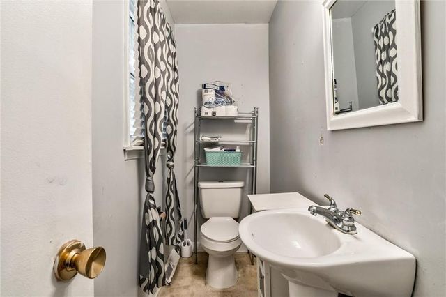 212 N 81st Terrace, Kansas City, KS 66112