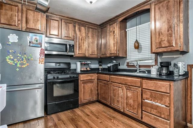 212 N 81st Terrace, Kansas City, KS 66112