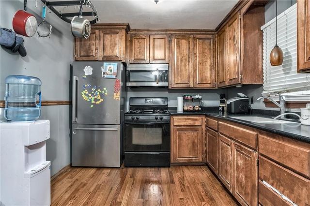 212 N 81st Terrace, Kansas City, KS 66112