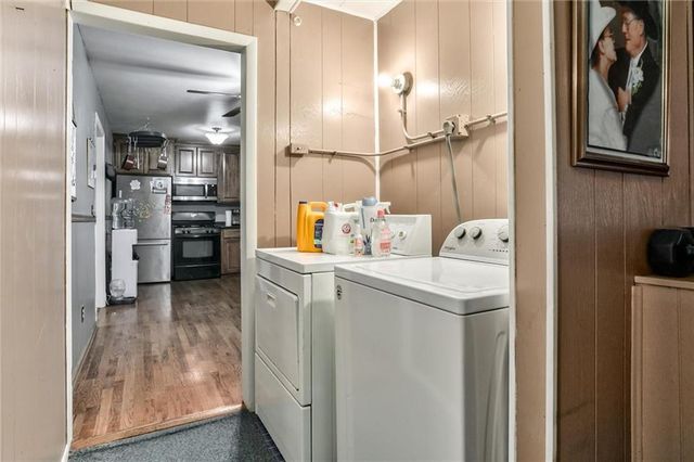 212 N 81st Terrace, Kansas City, KS 66112
