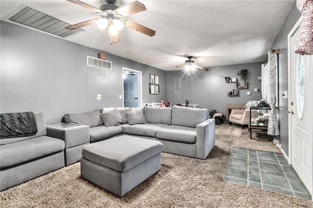 212 N 81st Terrace, Kansas City, KS 66112