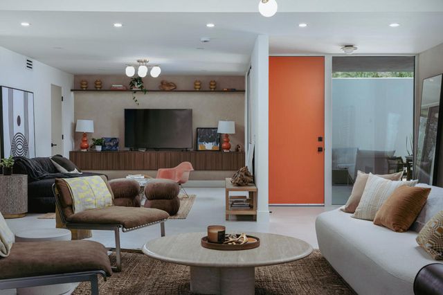 87 Westlake Circle, Palm Springs, CA 92264