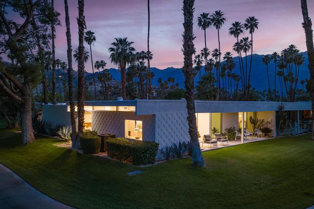 87 Westlake Circle, Palm Springs, CA 92264