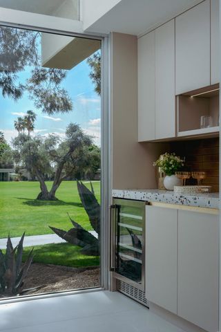87 Westlake Circle, Palm Springs, CA 92264