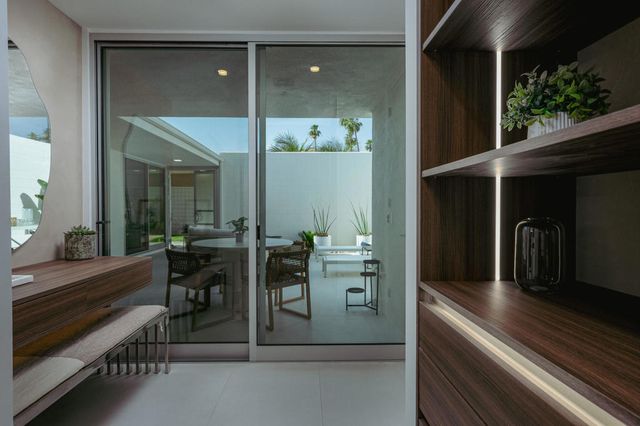87 Westlake Circle, Palm Springs, CA 92264