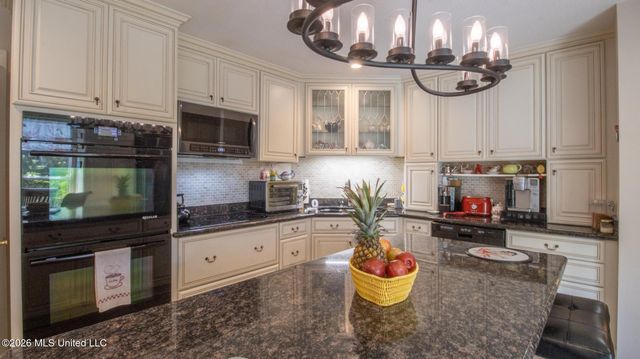 7739 Manini Way, Diamondhead, MS 39525