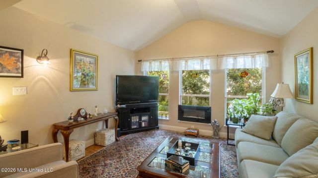 7739 Manini Way, Diamondhead, MS 39525