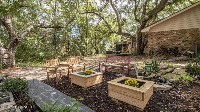 7739 Manini Way, Diamondhead, MS 39525