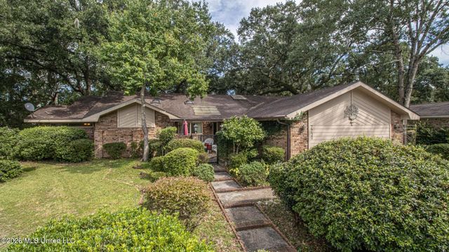 7739 Manini Way, Diamondhead, MS 39525