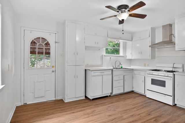 1619 Longview Street, Mesquite, TX 75149