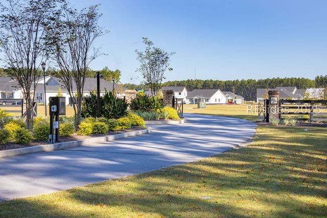 313 Hill Pond Rd, Bluffton, SC 29910