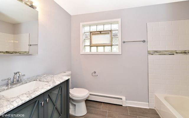 1028 S Monitor Avenue 2, Chicago, IL 60644