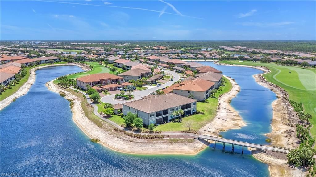 9403 Pocida CT 203, Naples, FL 34119