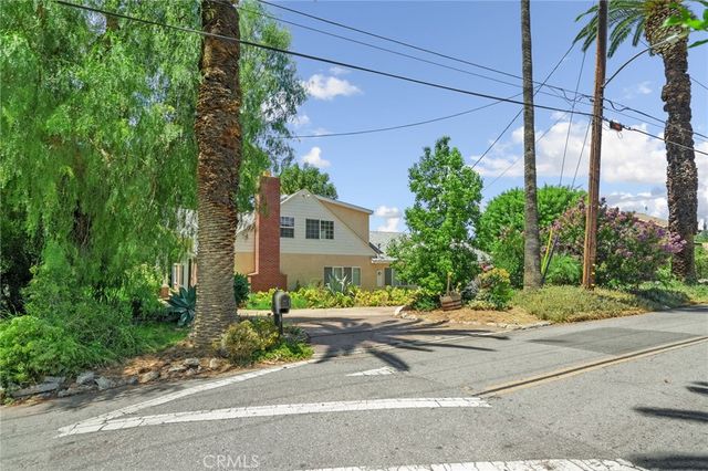 2760 Mcallister Street, Riverside, CA 92503