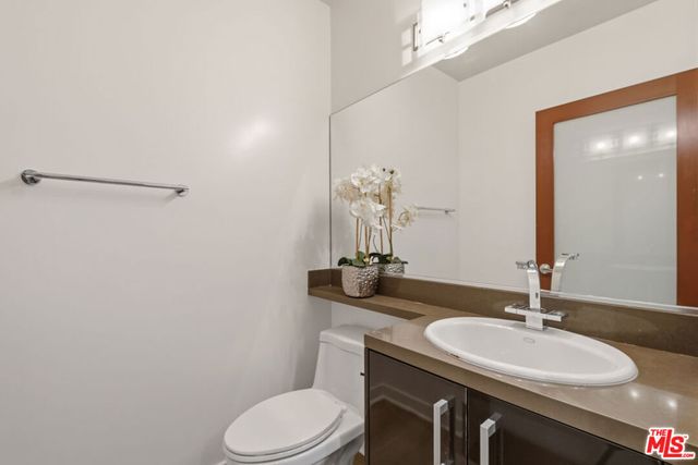 1744 Granville Avenue 105, Los Angeles, CA 90025