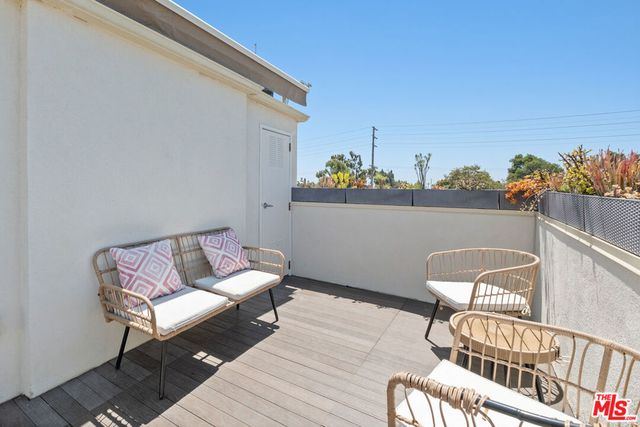 1744 Granville Avenue 105, Los Angeles, CA 90025