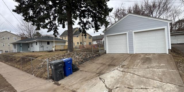 42 Baker Street W, Saint Paul, MN 55107