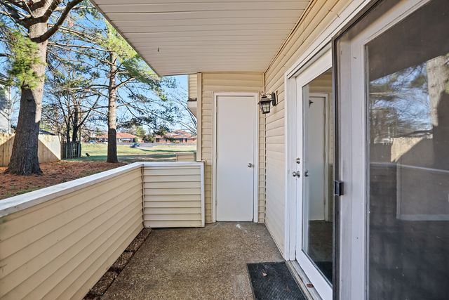 102 General Jackson Ln, Hermitage, TN 37076