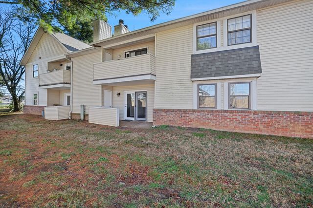 102 General Jackson Ln, Hermitage, TN 37076