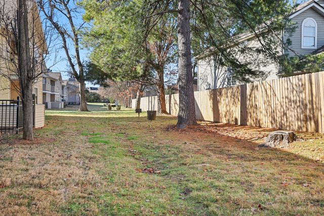 102 General Jackson Ln, Hermitage, TN 37076