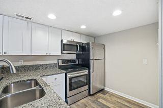 102 General Jackson Ln, Hermitage, TN 37076