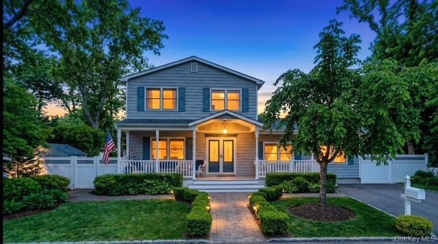 175 Shelby Avenue, Holbrook, NY 11741