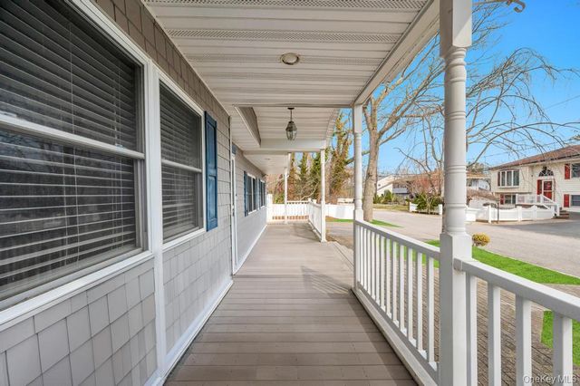 175 Shelby Avenue, Holbrook, NY 11741