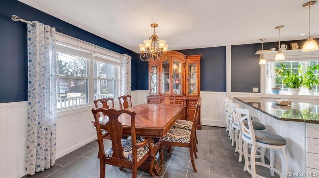 175 Shelby Avenue, Holbrook, NY 11741