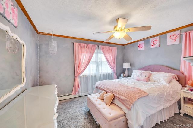 175 Shelby Avenue, Holbrook, NY 11741