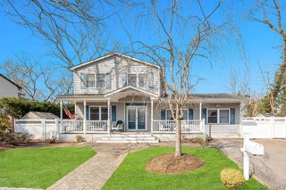 175 Shelby Avenue, Holbrook, NY 11741