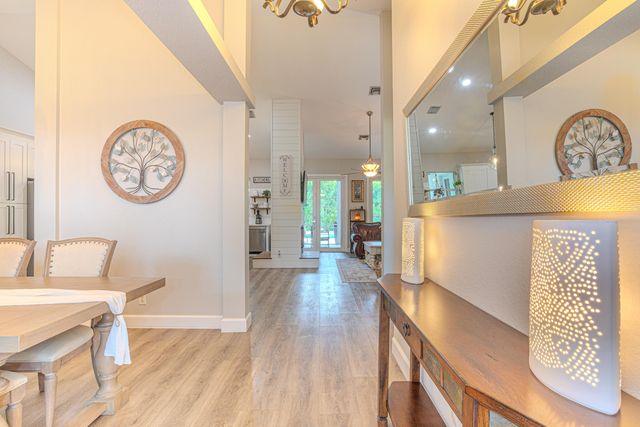 17441 77TH Lane N, The Acreage, FL 33470