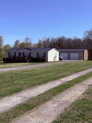 1178 Speck Rd, Lebanon, TN 37087