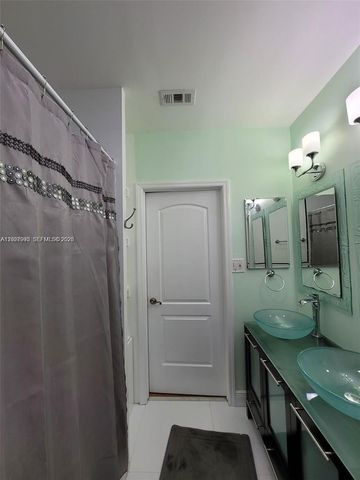 1662 SW 19th Ave 1662, Miami, FL 33145