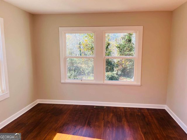 152 Fairview Drive, Fairburn, GA 30213